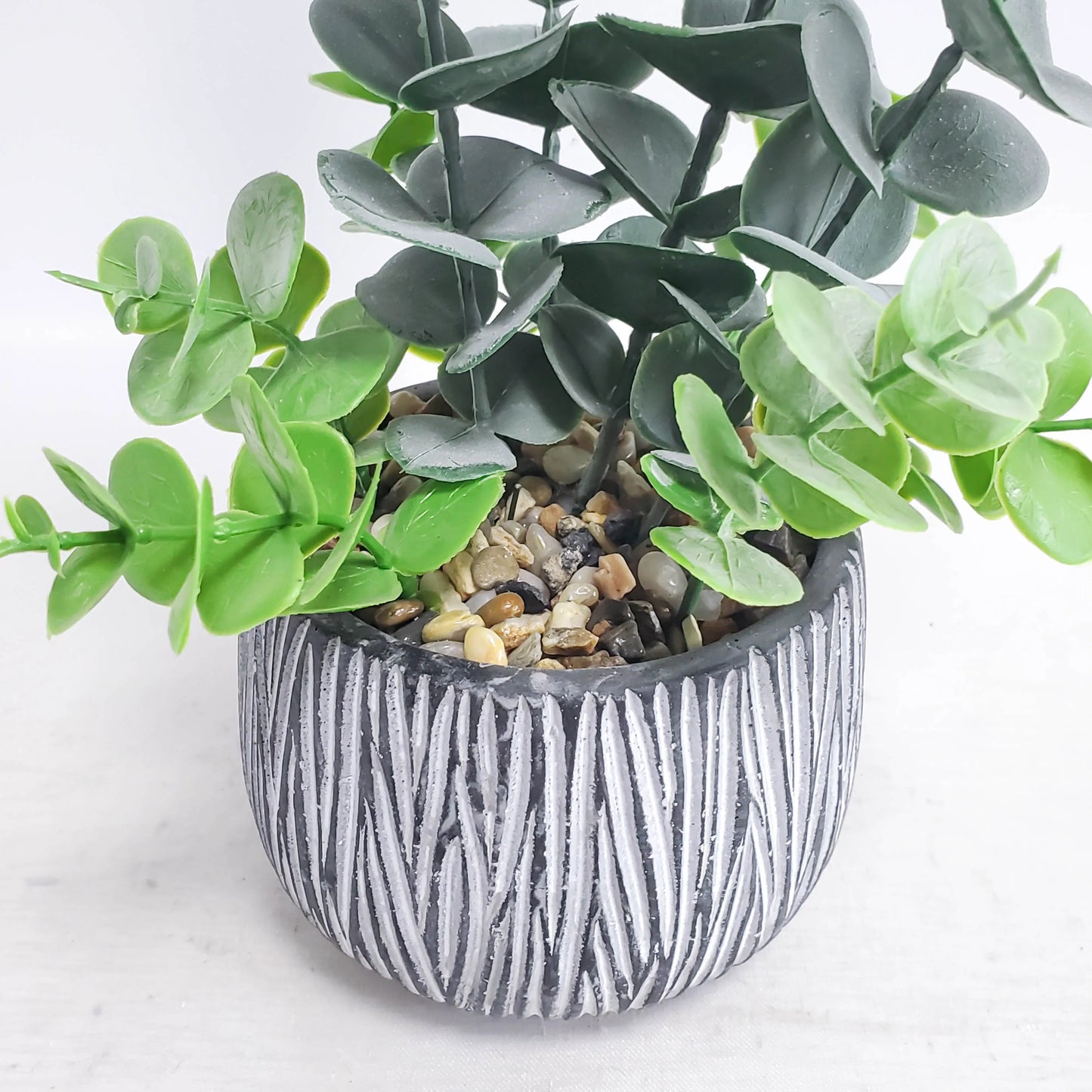 Artificial Eucalyptus Leaves Potted Plant Eucalyptus Natural Green Leaves Dried Eucalyptus Leaves for Home Decorations Yooly Plants - YLS0014